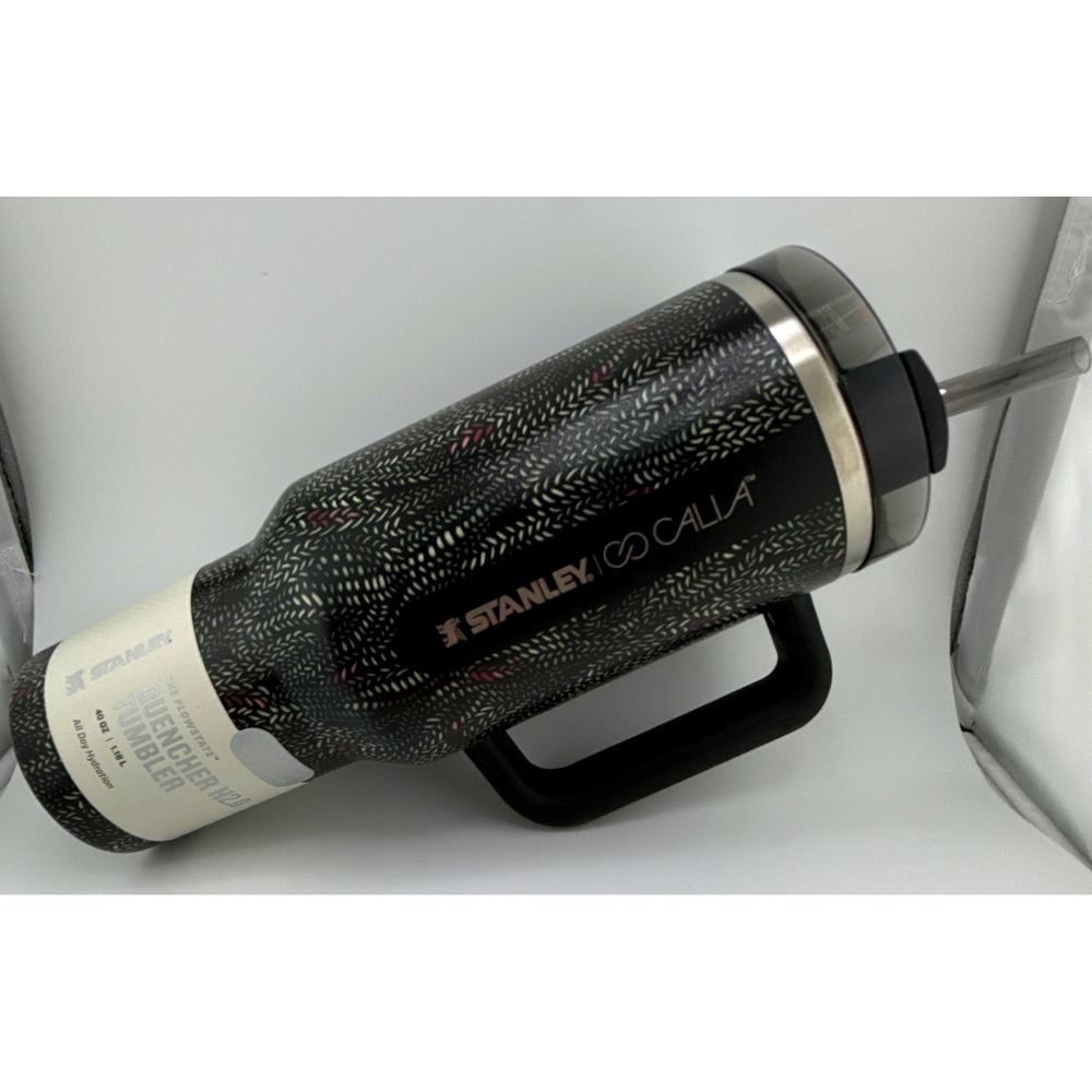 Stanley x CALIA Quencher H2.0 40 oz Black Serpent FlowState Tumbler NWT - Picture 1 of 10